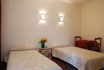 Hotel Hipotel Lilas Gambetta 3*