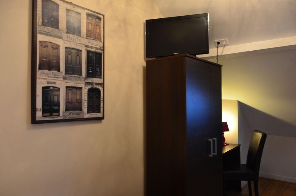 Hotel De France 18