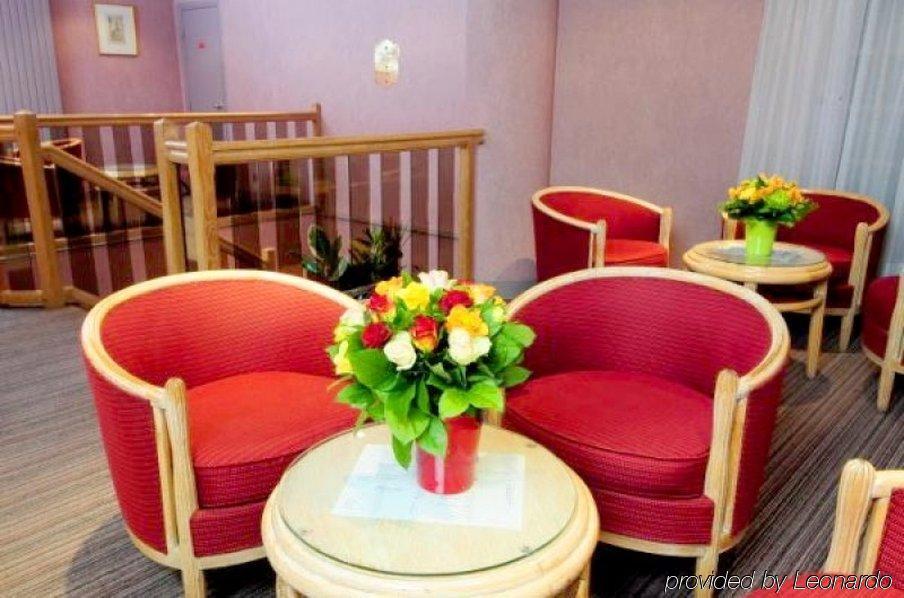 Vaugirard Hotel 3*