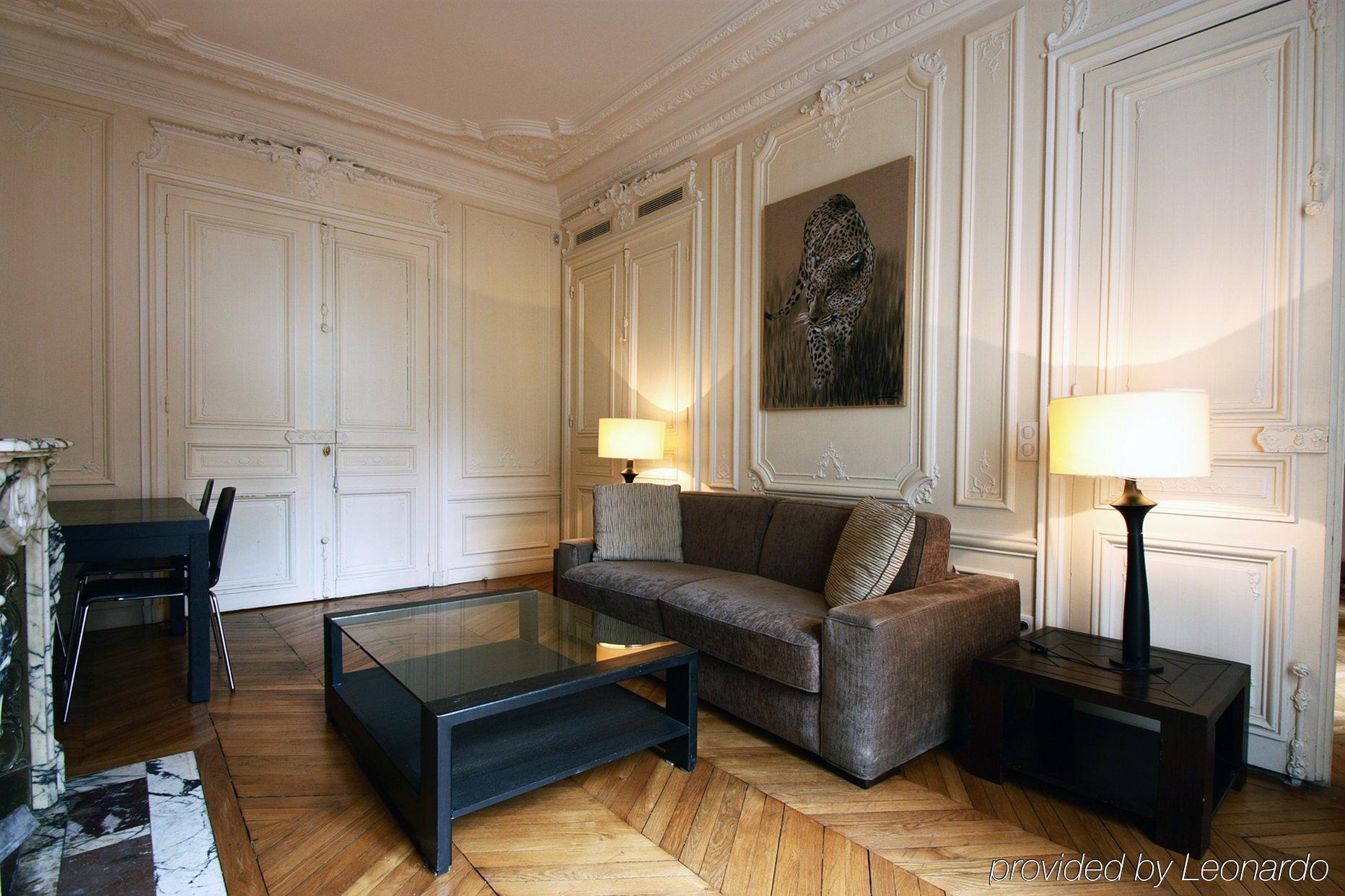 Apts Bridgestreet Champs Elysees 4* Parigi