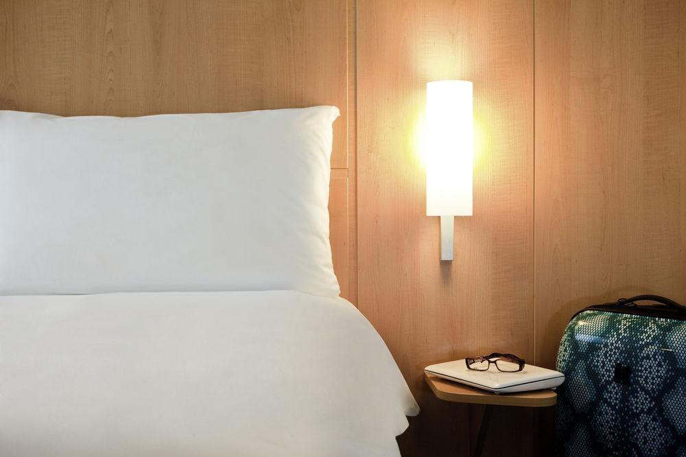 Ibis Ornano Montmartre Nord 18eme 3*
