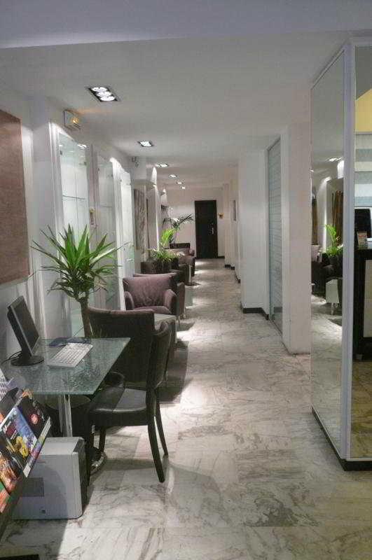 Hotel Sure By Western Gare Du Nord Paris
