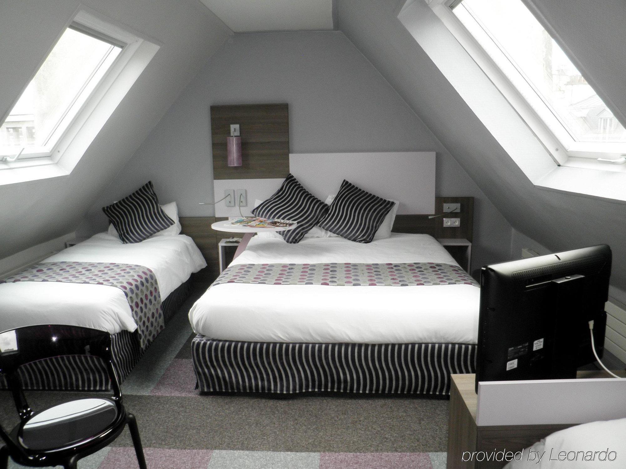 Comfort Nation Père Lachaise Hotel Parigi