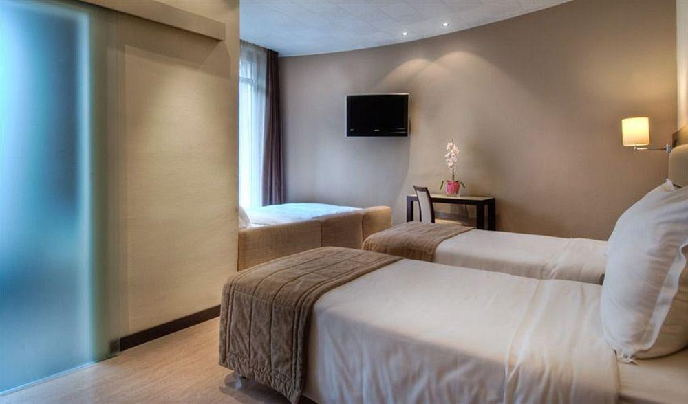 Sure By Western Gare Du Nord Hotel Paris
