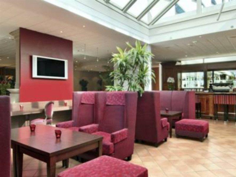 Hilton Orly Airport Hotel 4*