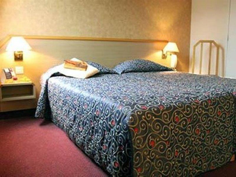 Best Western Le Montmartre - Saint Pierre Hotel