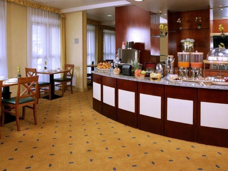 Aparthotel Citadines Montmartre Parigi