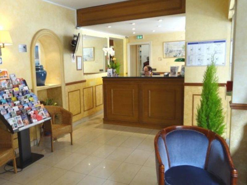 Hotel Du Maine