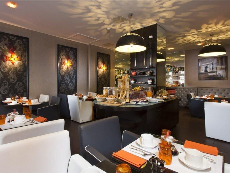 Hotel Elysées Bassano 4*