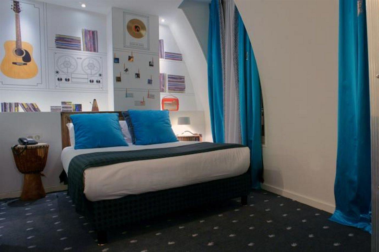 Hotel Du Triangle D'or Parigi