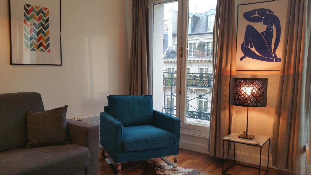 Rue De La Paix