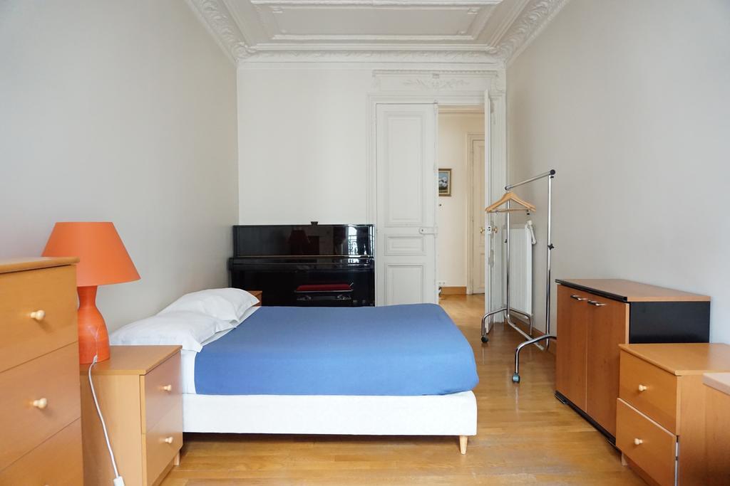 Avenue D'iena - 16