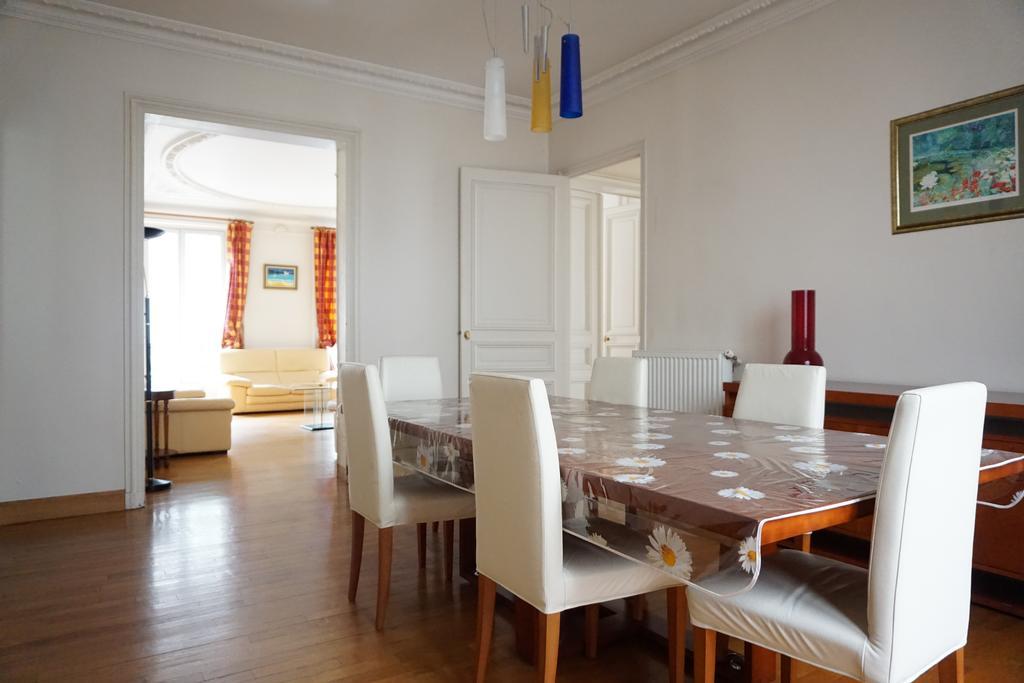 Appartamento Avenue D'iena - 16 *