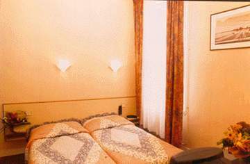 Hotel Hauteville Opera