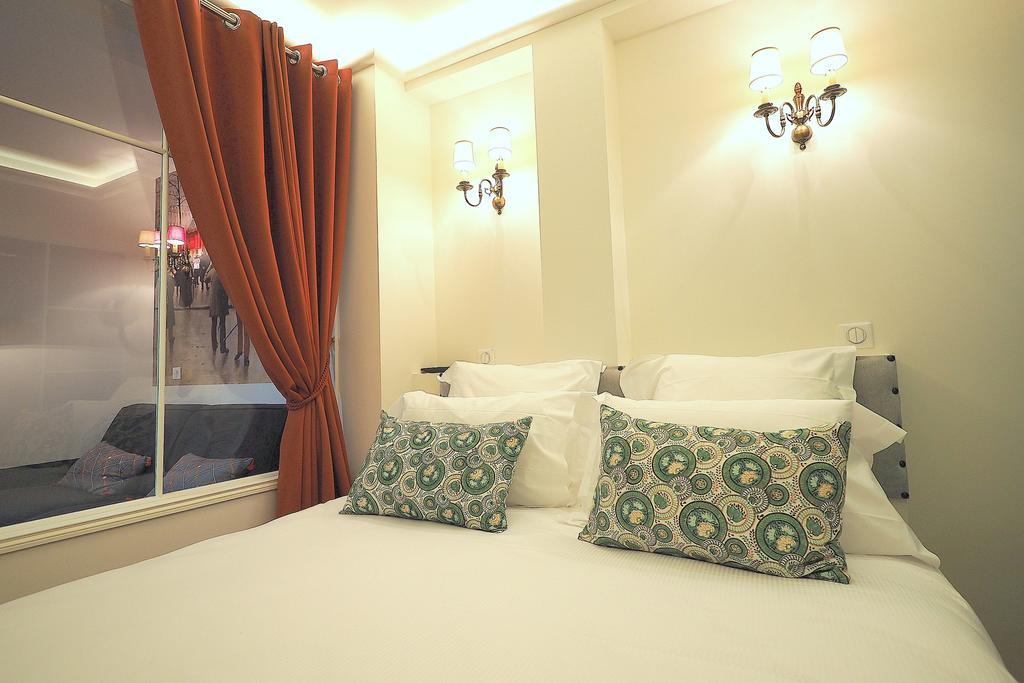 Louvre Opera Classic Chicsuites *