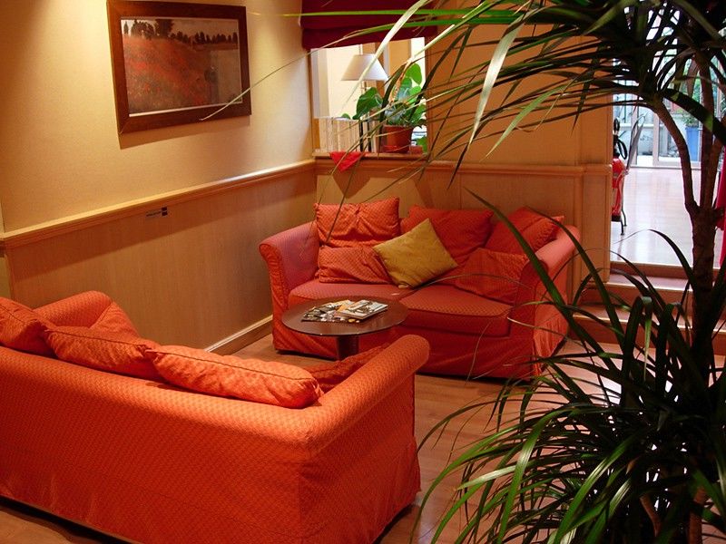Hotel Elysees 8 3*