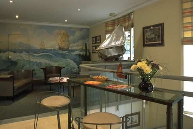 Hotel Libertel Montmartre Opéra Parigi