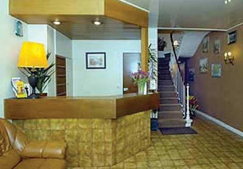 Hotel Korner Montmartre 3*