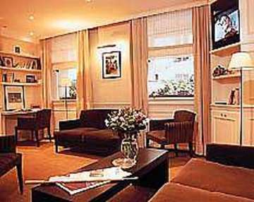 Hotel Lindbergh 3*