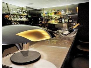 Des Champs-elysees 4* Paris