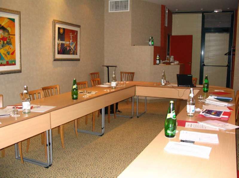 Mercure Opera Grands Boulevards Hotel 4*