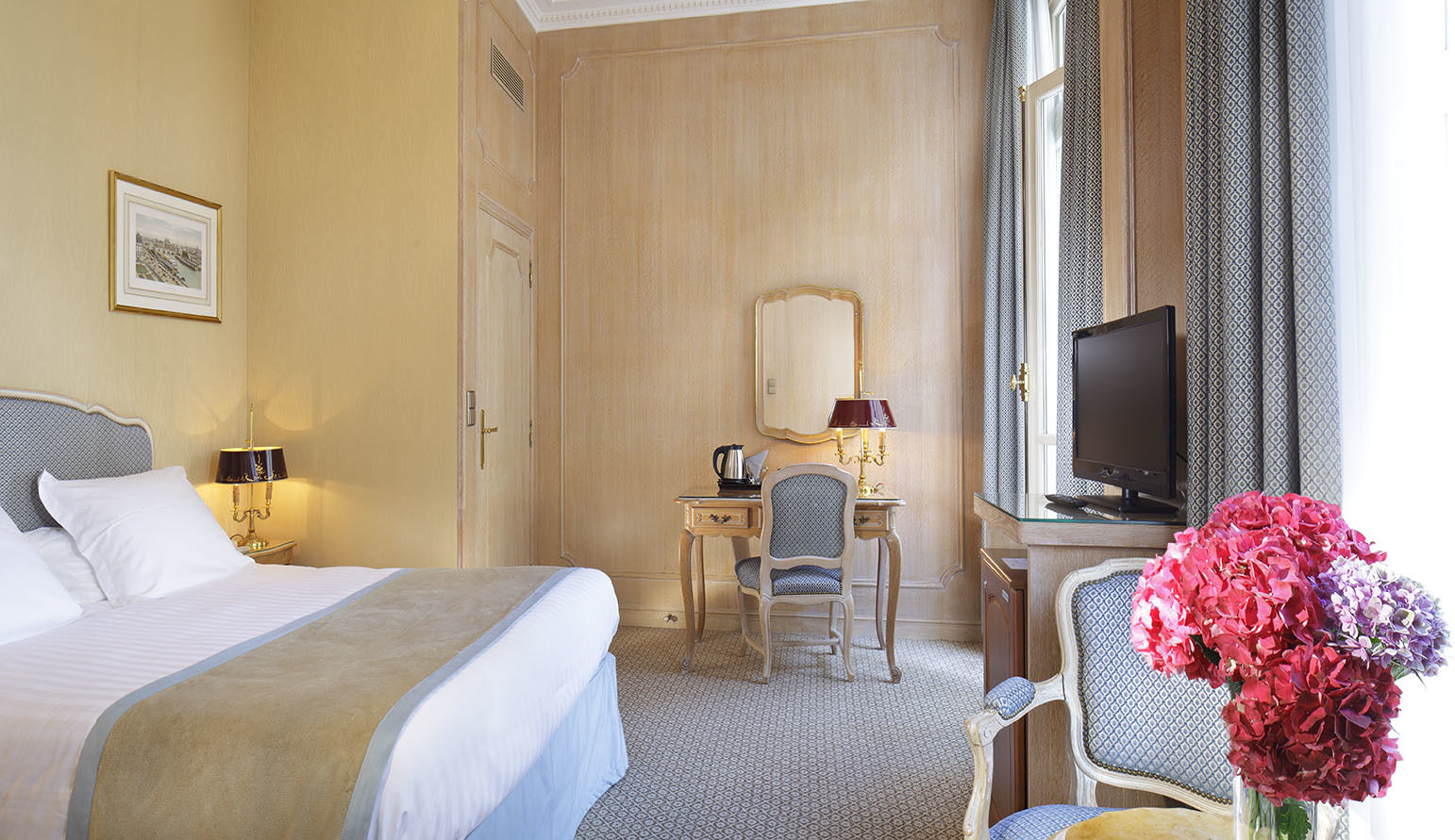 Chateau Frontenac Hotel 4*