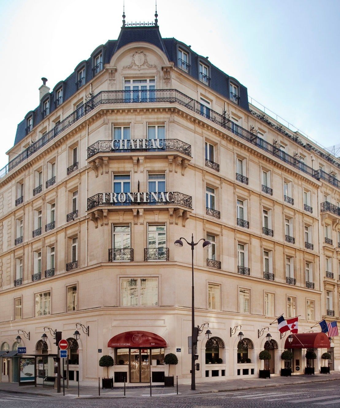 Chateau Frontenac 4* Paris