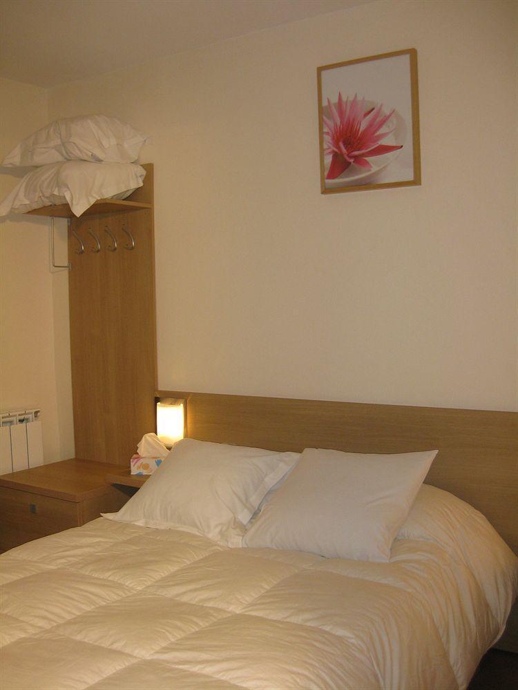 Tipi Hotel 2*