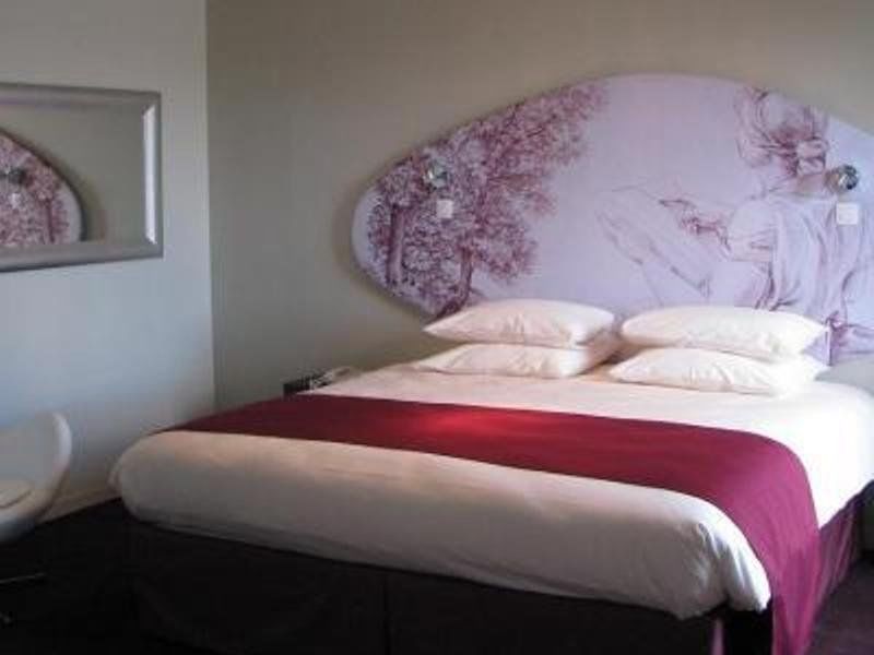 Mercure Bastille Marais 4*