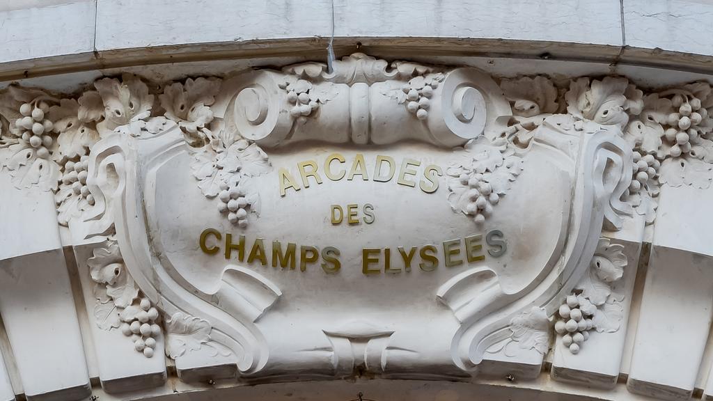 Appartamento Avenue Des Champs-elysees Parigi