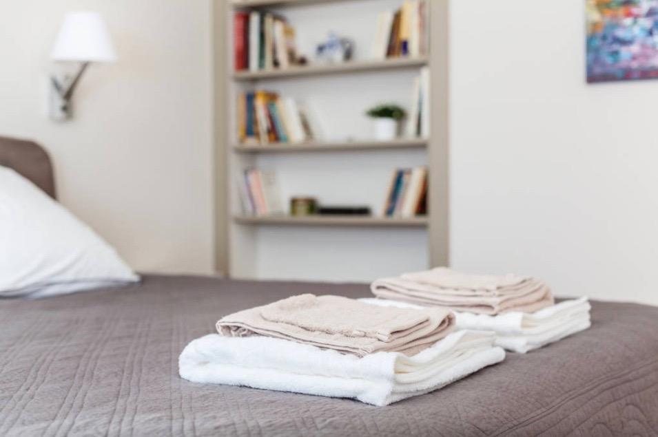 Bed & Breakfast 1 Square Du Docteur Blanche - 16 Parigi