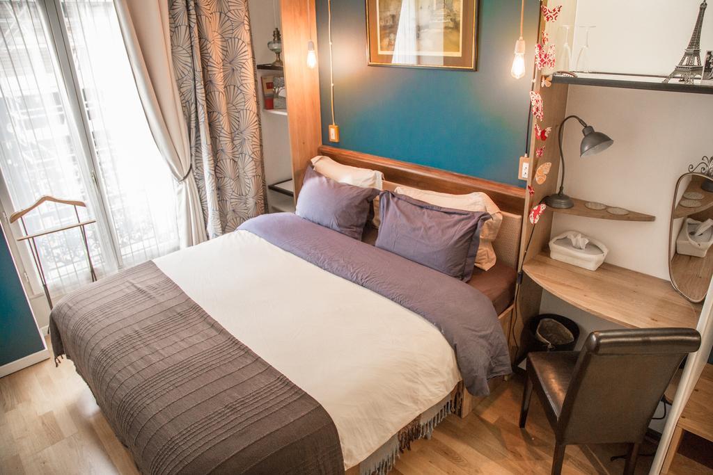 Private In A Parisian Homestay! - Close To It All! * Parigi