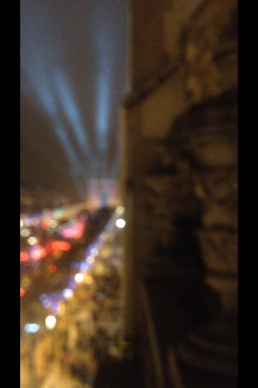 Avenue Des Champs-elysees * Parigi