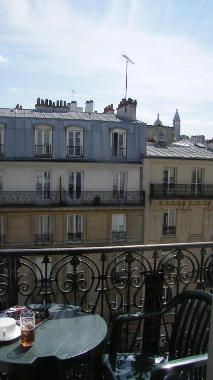 Victoria 2* Parigi