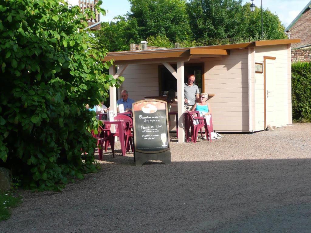 Campeggio Camping Du Vivier Aux Carpes *