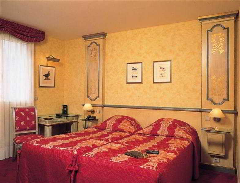 Beaumarchais Hotel