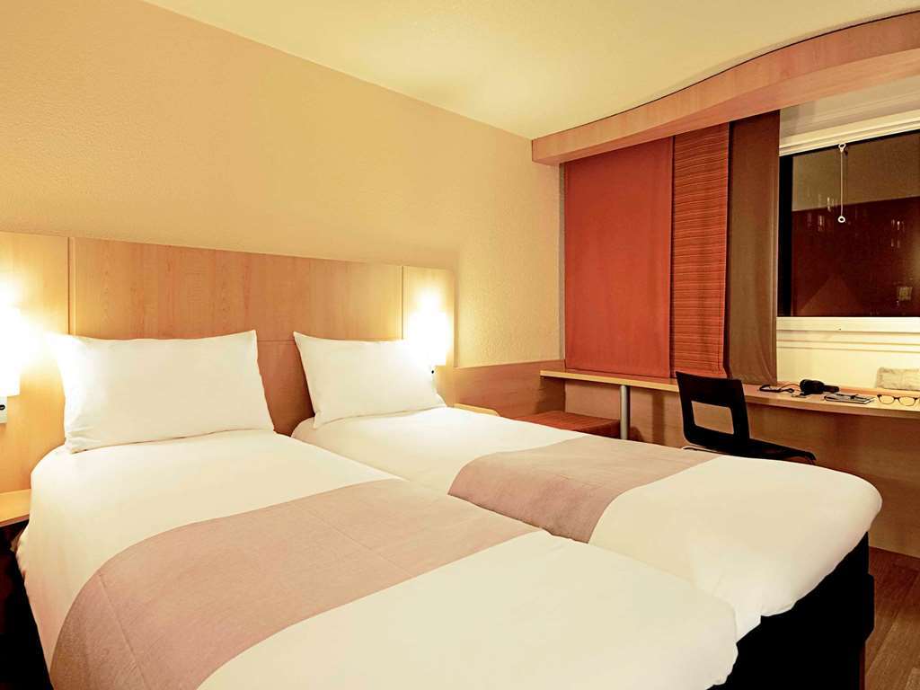 Ibis Gare De L'est Tgv Hotel 3*