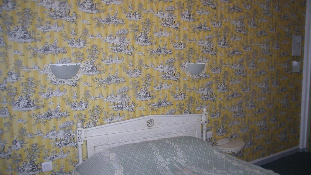 Victoria Hotel 2*