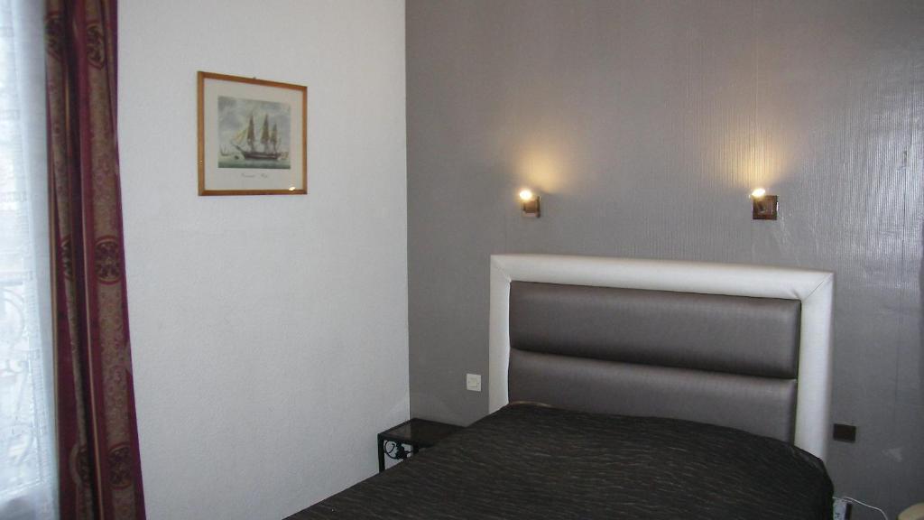 Victoria 2* Parigi