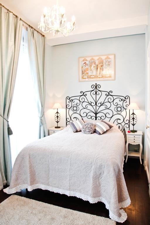 Appartamento La Charme Du Marais Parigi