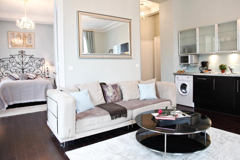 Appartamento La Charme Du Marais Parigi