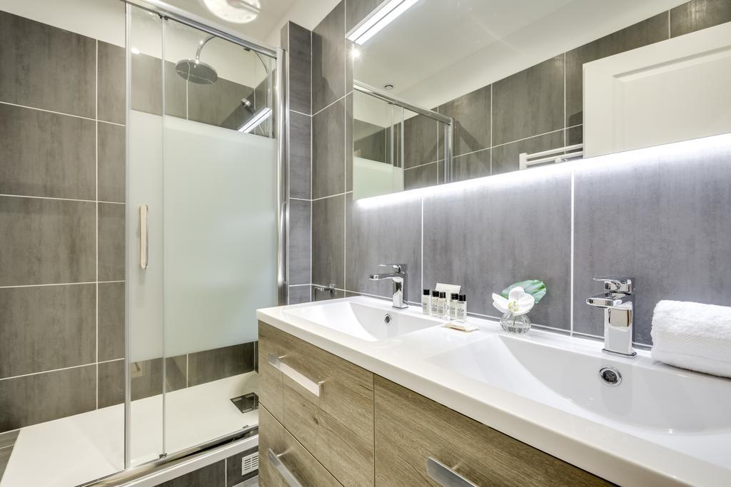 Di 95 M² Con 3 * Parigi