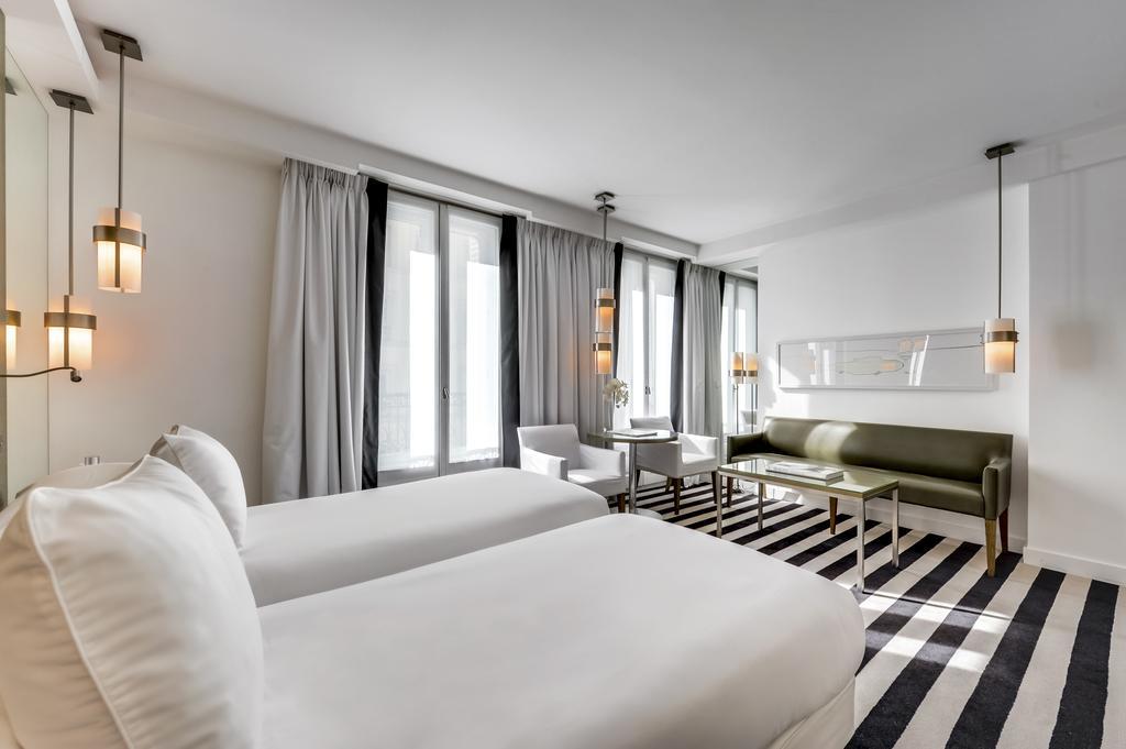Le A 4* Paris