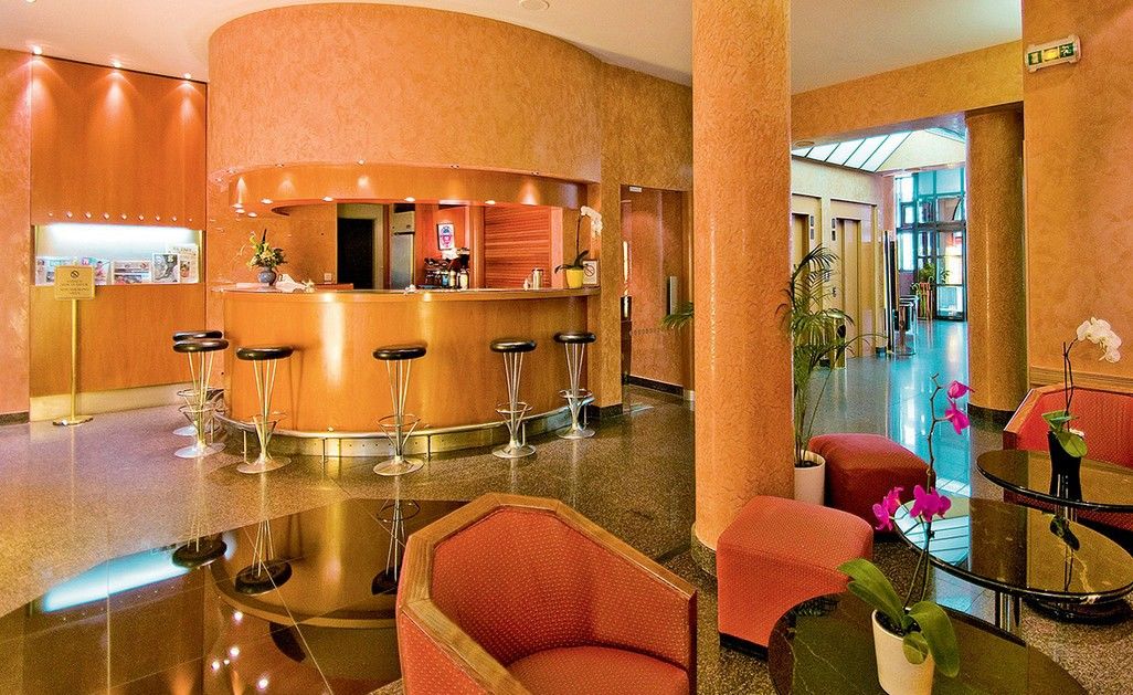Hotel Opera Cadet