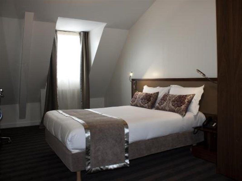 Hotel Art Congres 3*