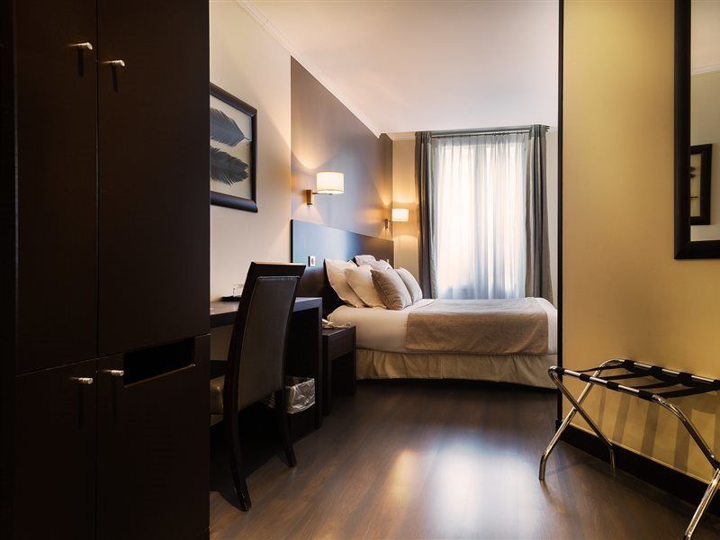 Arc Elysées 3* Parigi