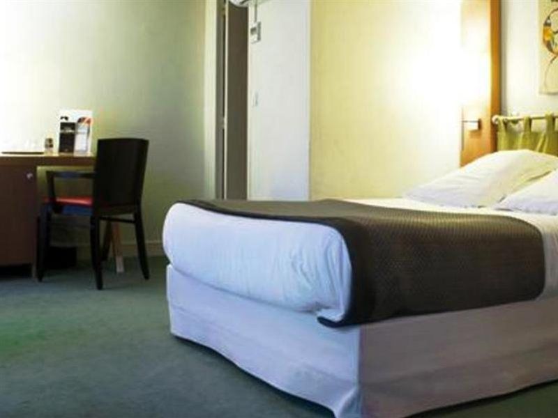 New Opéra Hotel