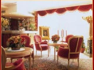 Eiffel Trocadéro Hotel 4*