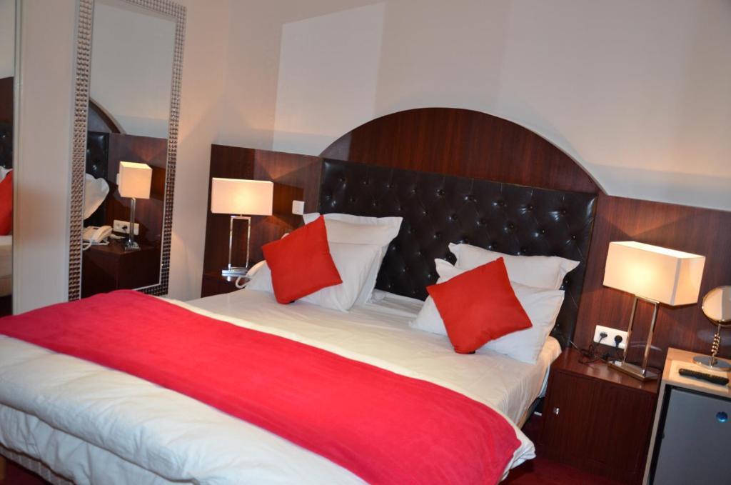Hotel Regina Montmartre Parigi
