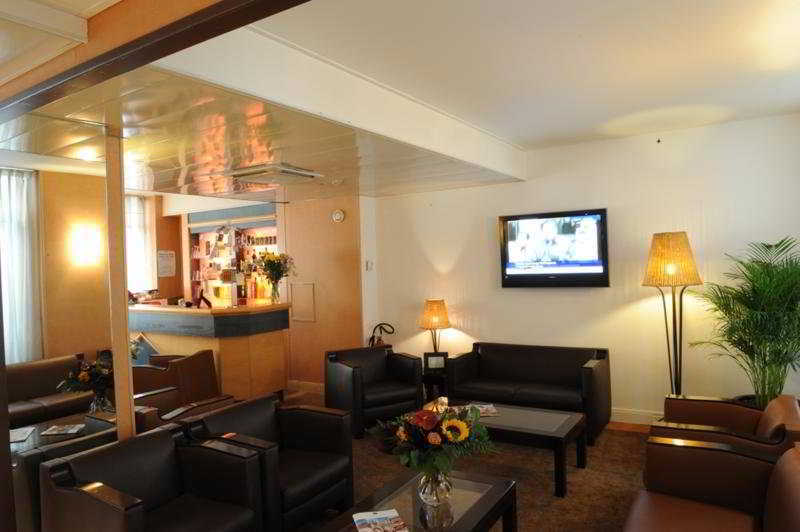 New Lafayette Hotel
